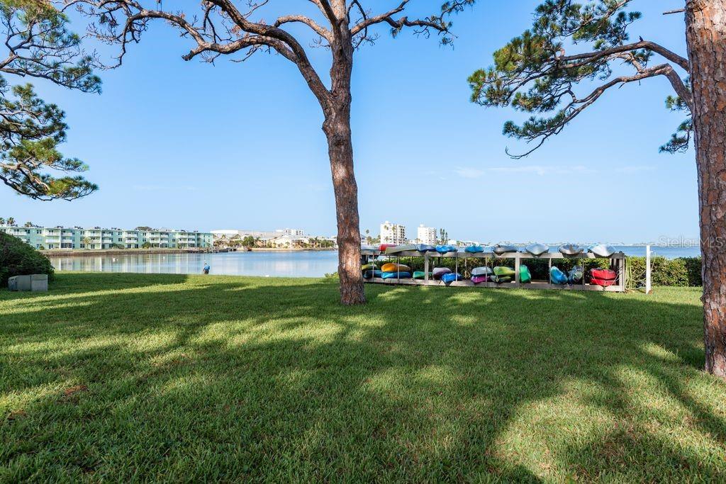 Image 41 of 71 For 2700 Bayshore Boulevard 505