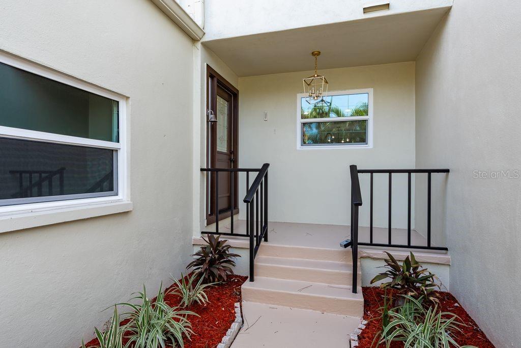 Image 5 of 71 For 2700 Bayshore Boulevard 505
