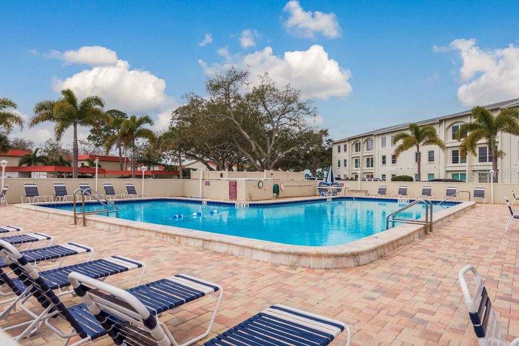 Image 59 of 71 For 2700 Bayshore Boulevard 505