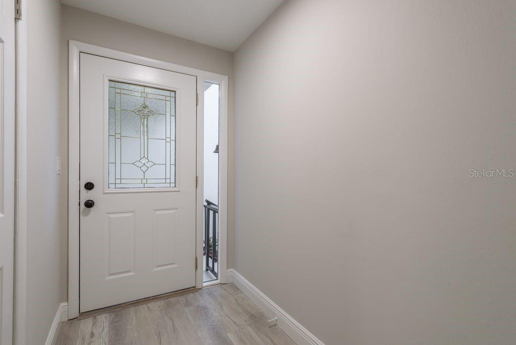 Image 6 of 71 For 2700 Bayshore Boulevard 505