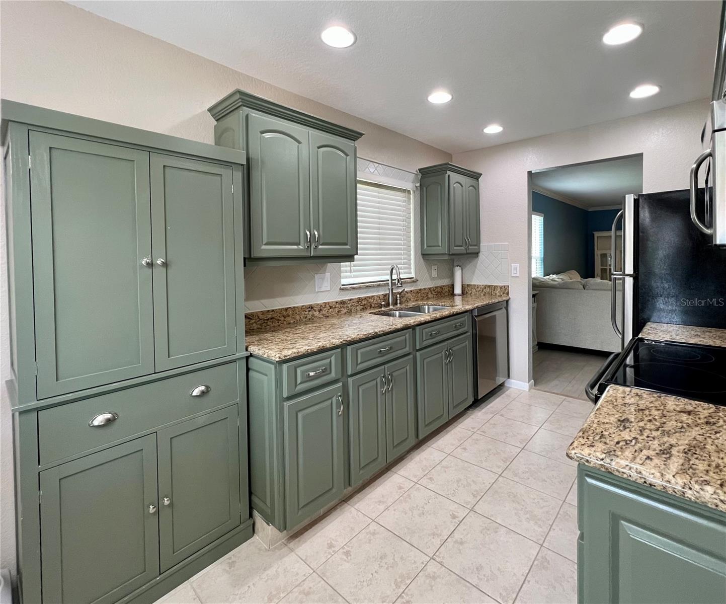 Image 8 of 58 For 7360 Ulmerton Road 16a