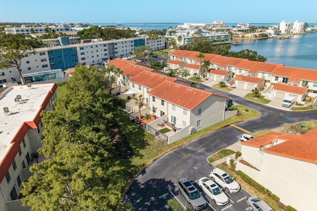 Image 36 of 64 For 2700 Bayshore Boulevard 531
