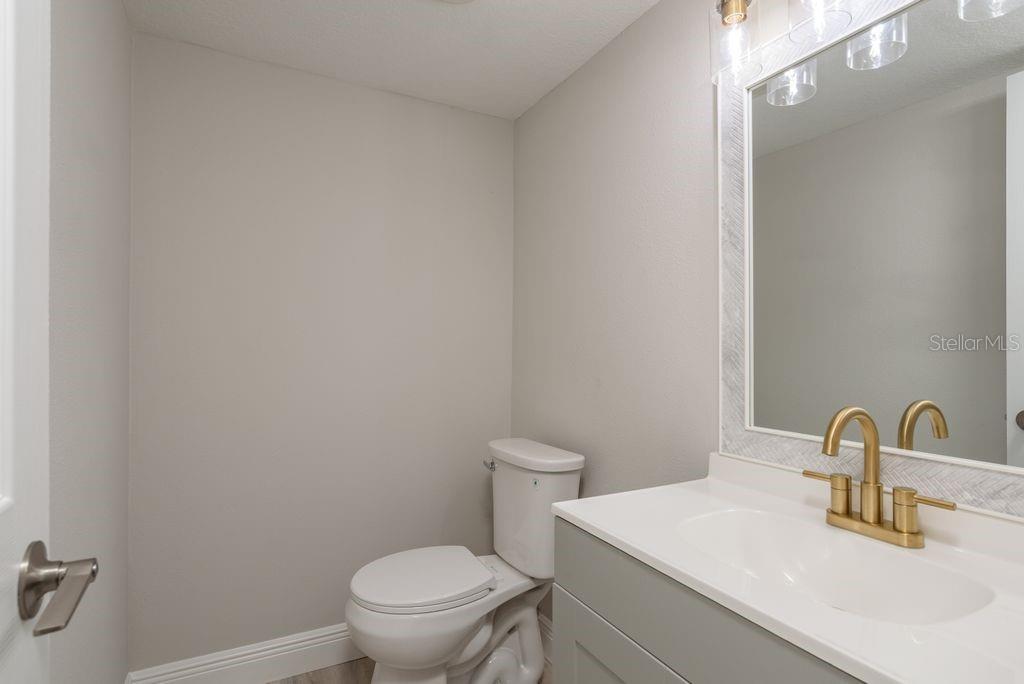 Image 6 of 64 For 2700 Bayshore Boulevard 531