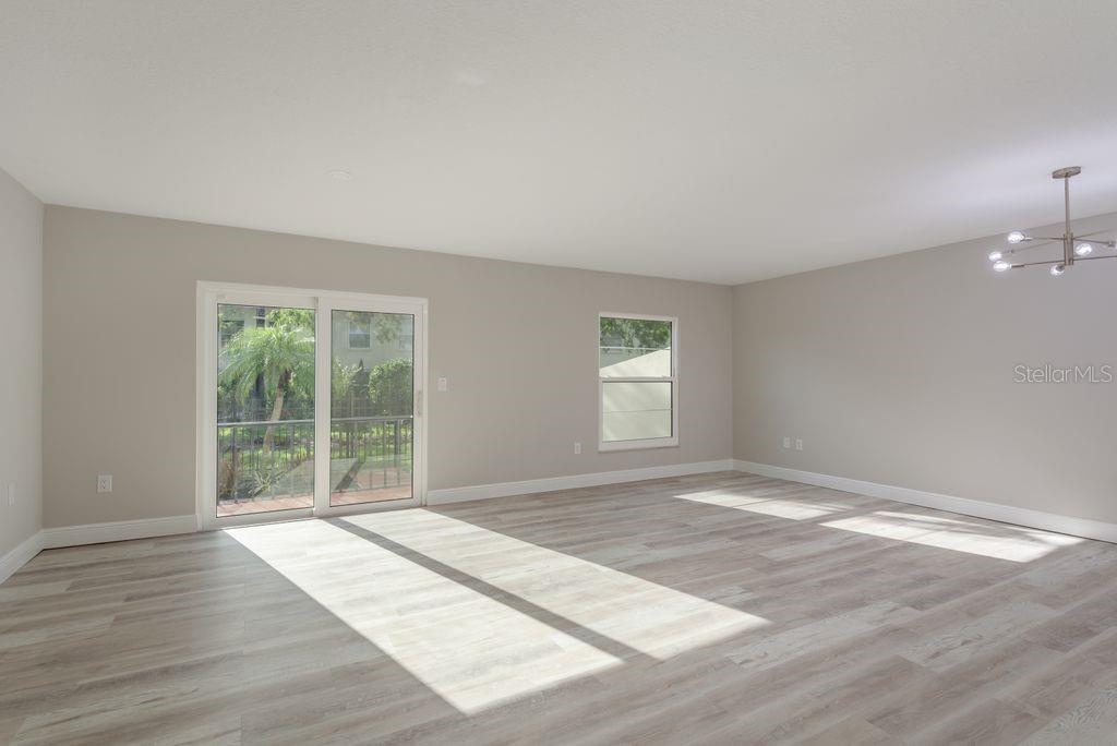 Image 7 of 64 For 2700 Bayshore Boulevard 531