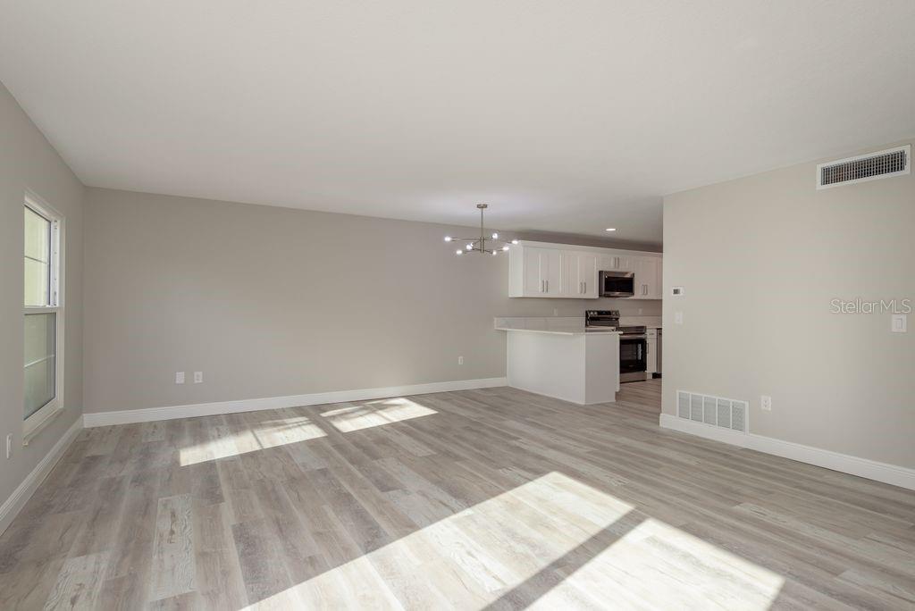 Image 9 of 64 For 2700 Bayshore Boulevard 531