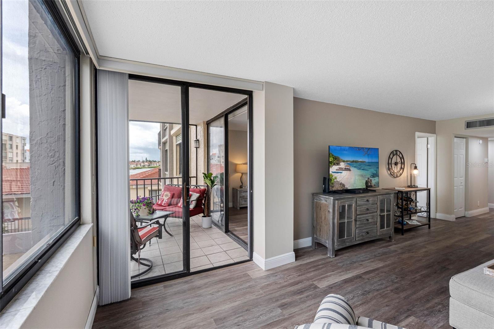 Image 15 of 79 For 6158 Palma Del Mar Boulevard S 305