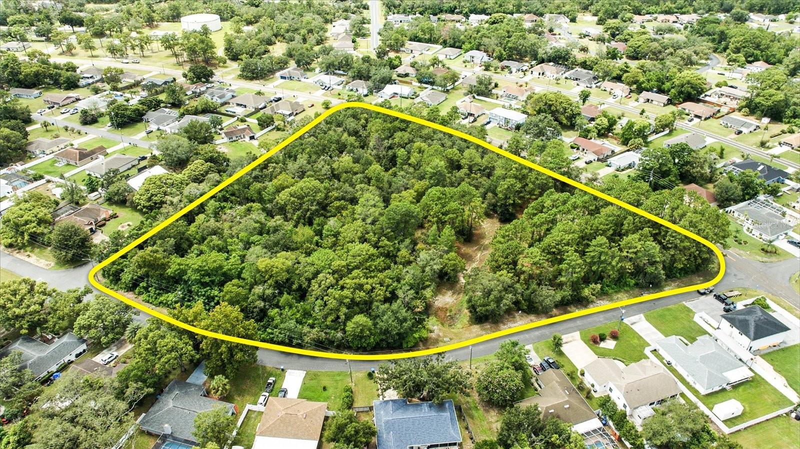 Listing photo id 15 for Linden Drive