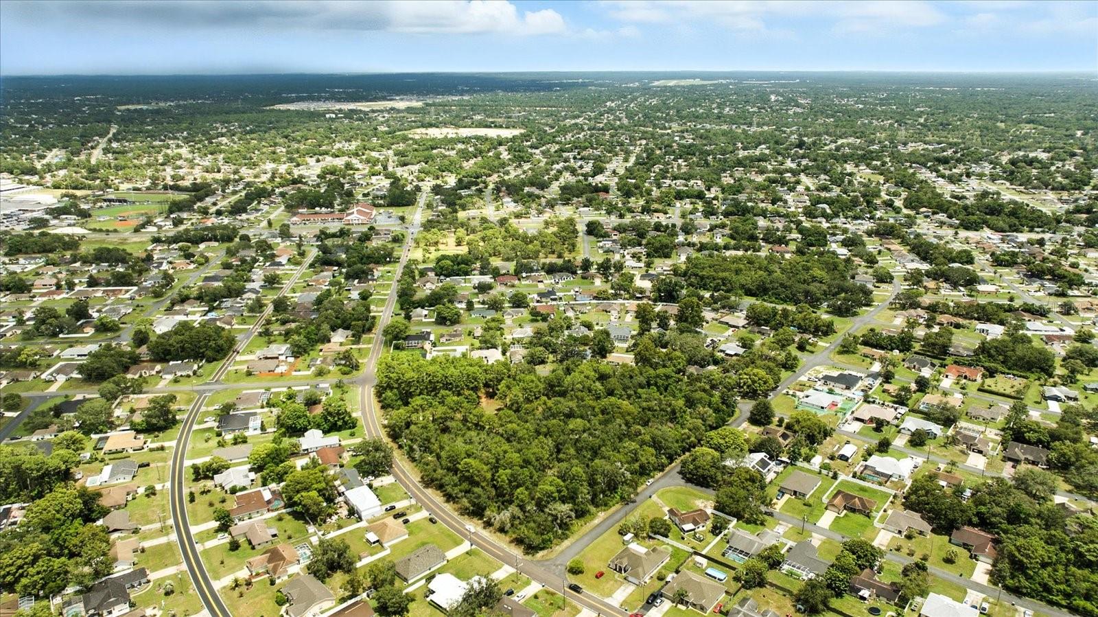 Listing photo id 4 for Linden Drive