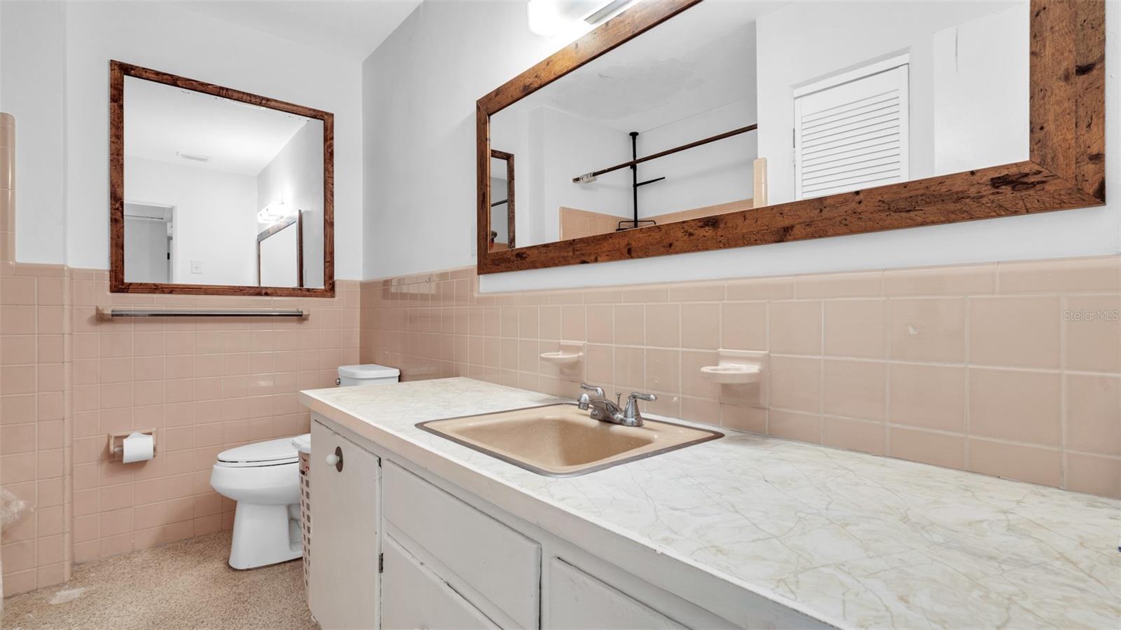 Image 14 of 26 For 1209 Alcazar Way S