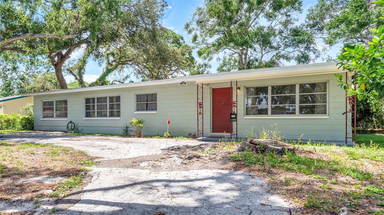 Image 3 of 26 For 1209 Alcazar Way S