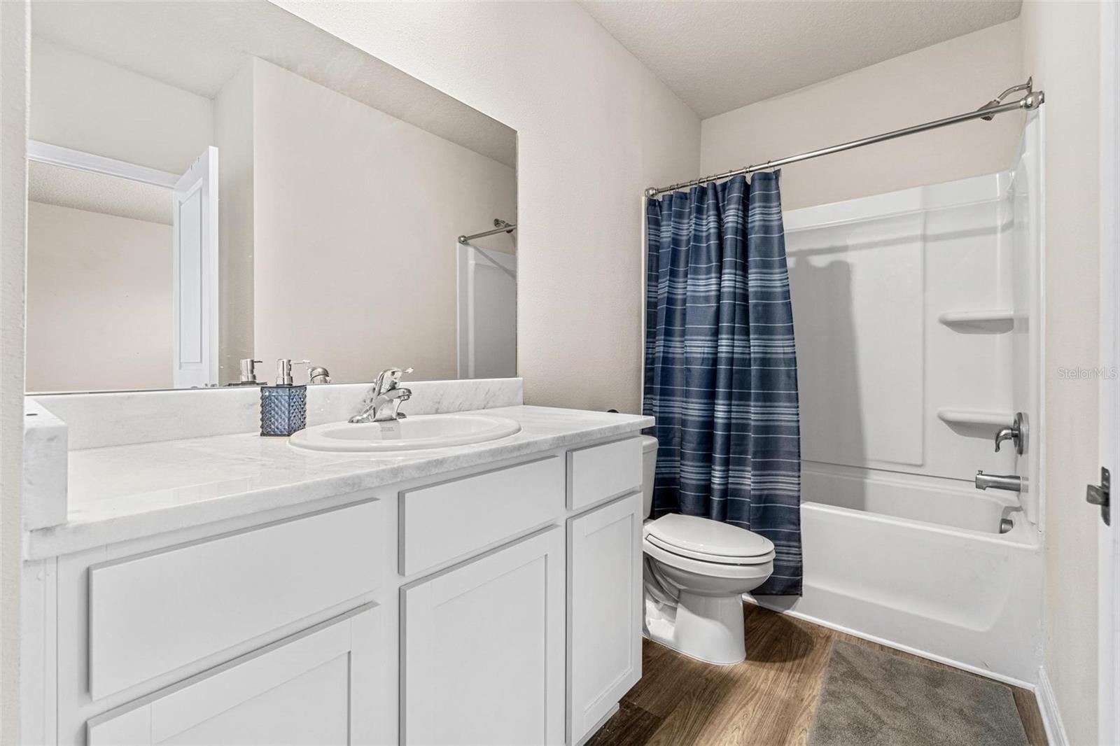 Image 27 of 35 For 829 Horizon Way