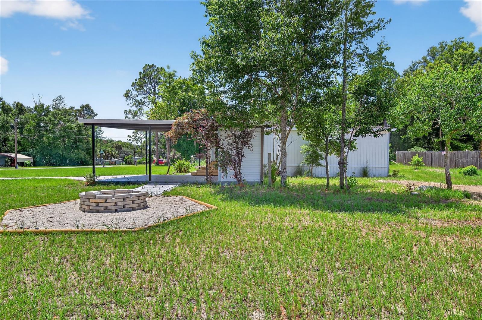 Image 9 of 36 For 6401 Robin Lane