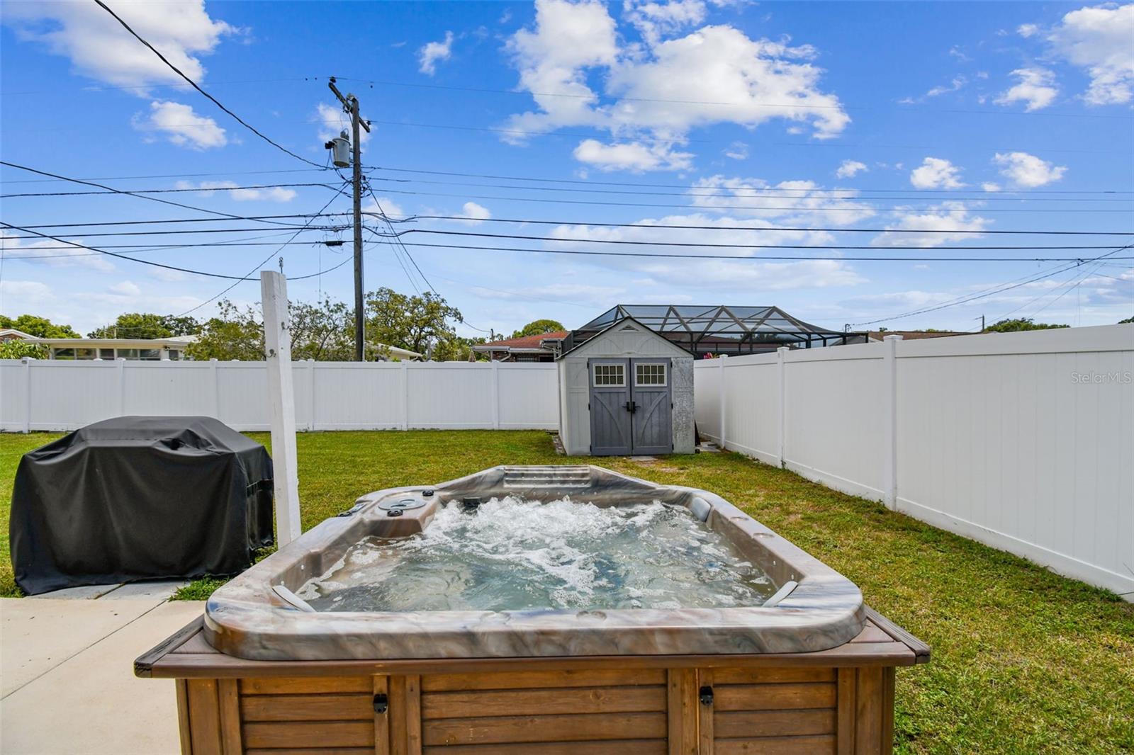 Image 37 of 51 For 10944 106th Avenue