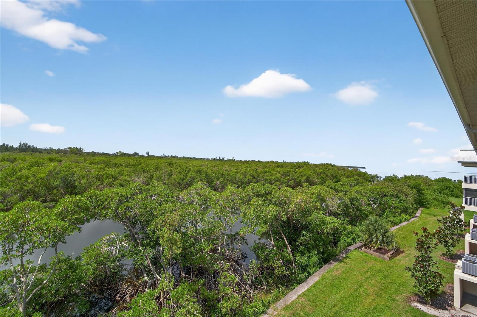 Image 50 of 70 For 3266 Mangrove Point Drive
