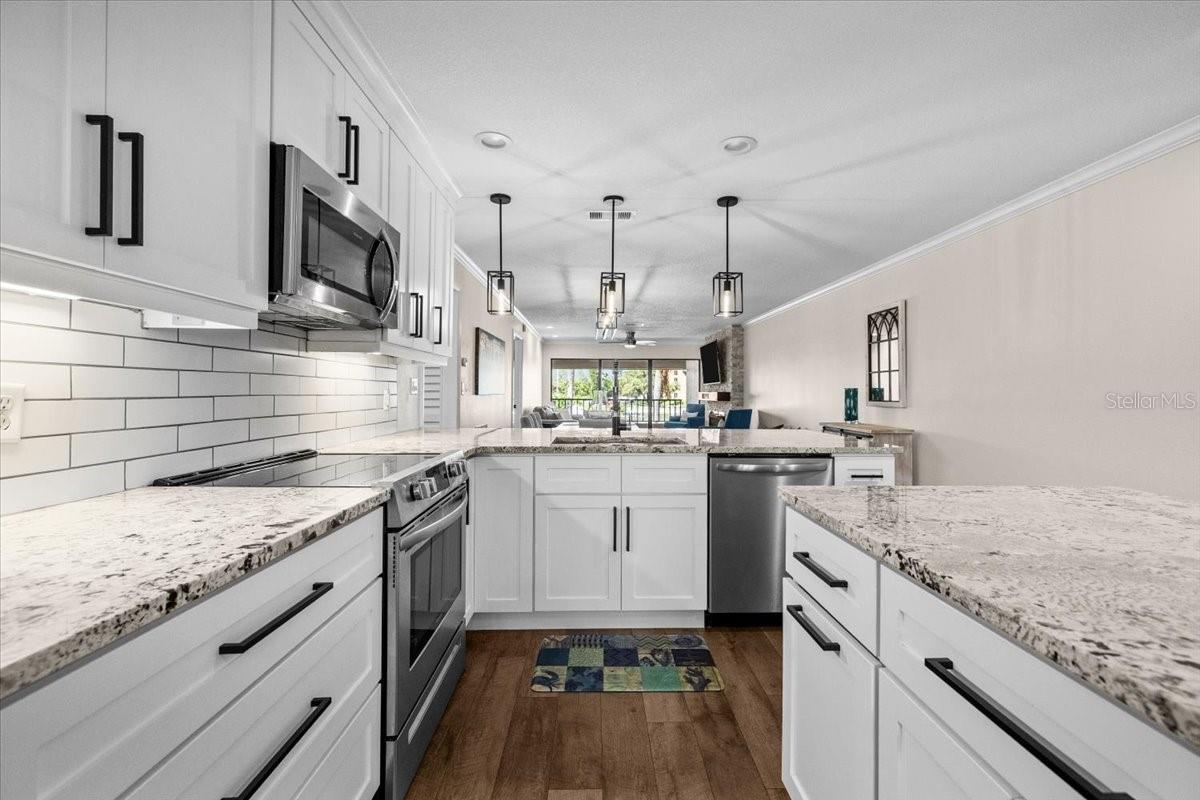 Image 10 of 40 For 4780 Brittany Drive S 111