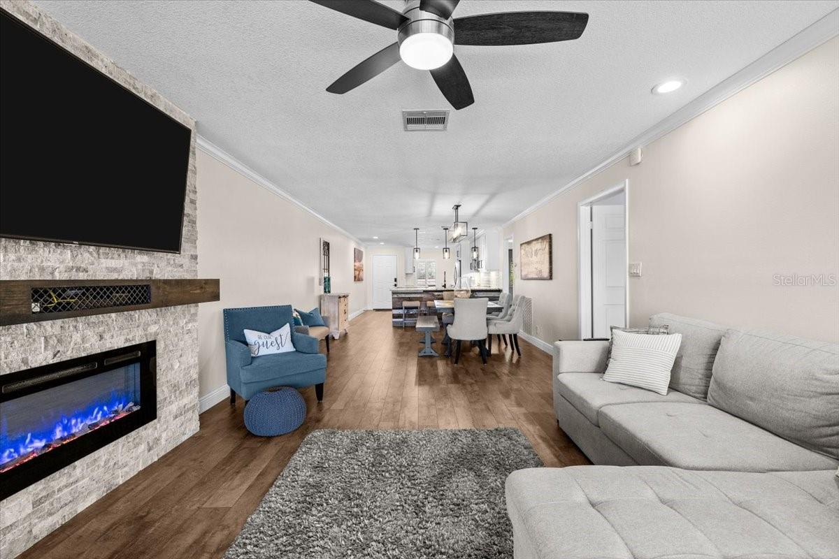 Image 17 of 40 For 4780 Brittany Drive S 111