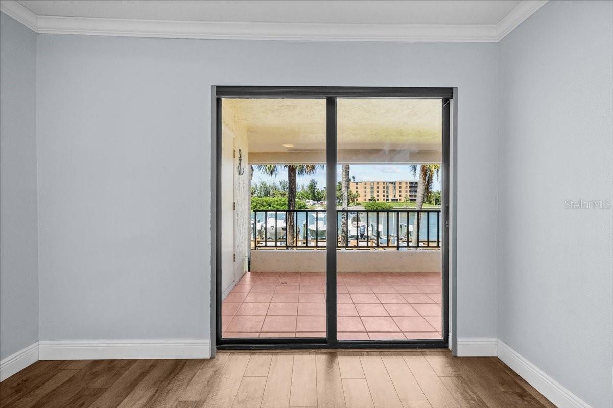 Image 24 of 40 For 4780 Brittany Drive S 111