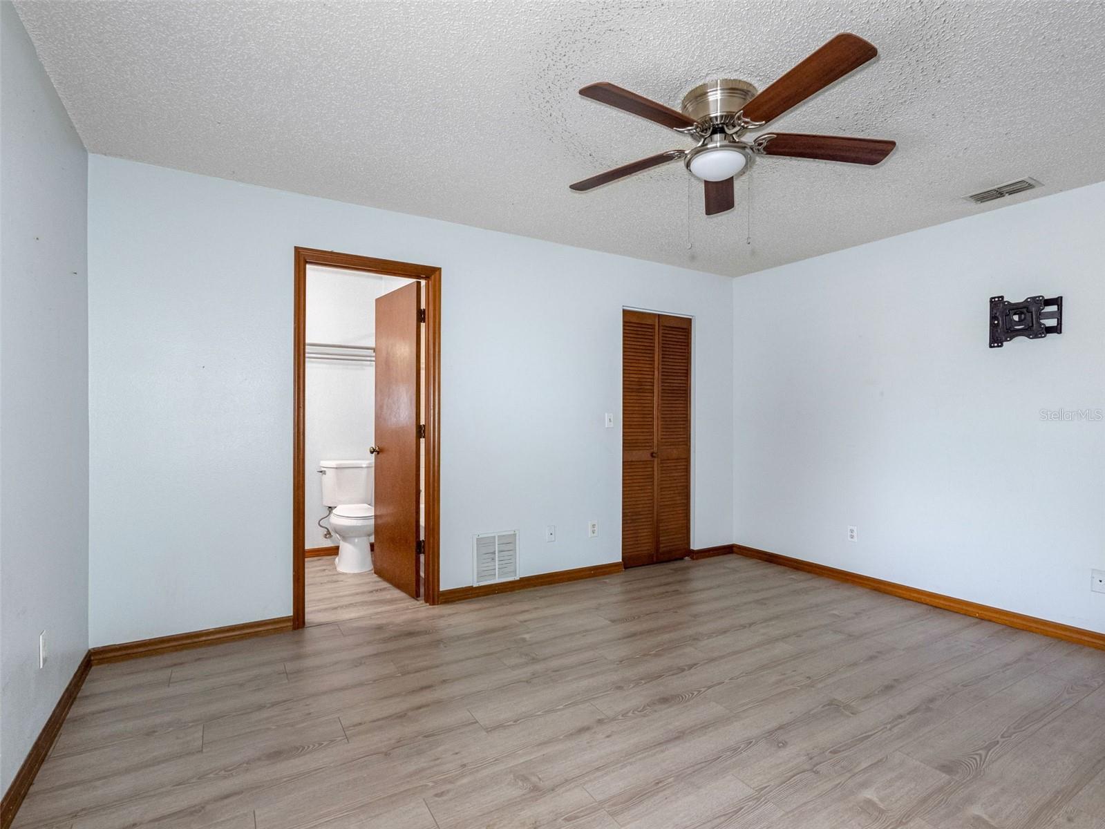 Image 17 of 46 For 1788 Pinecone Way
