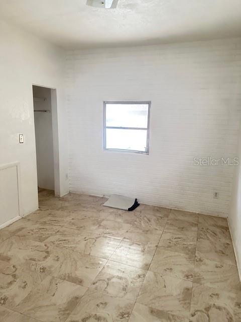 Image 17 of 29 For 1029 26th Avenue N