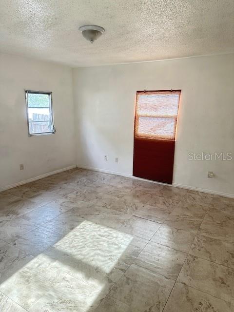 Image 19 of 29 For 1029 26th Avenue N