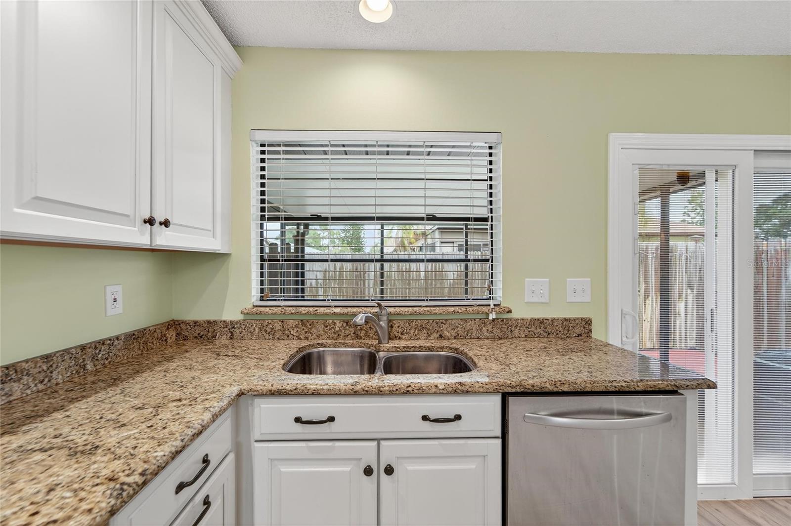 Image 19 of 80 For 1713 Atrium Drive