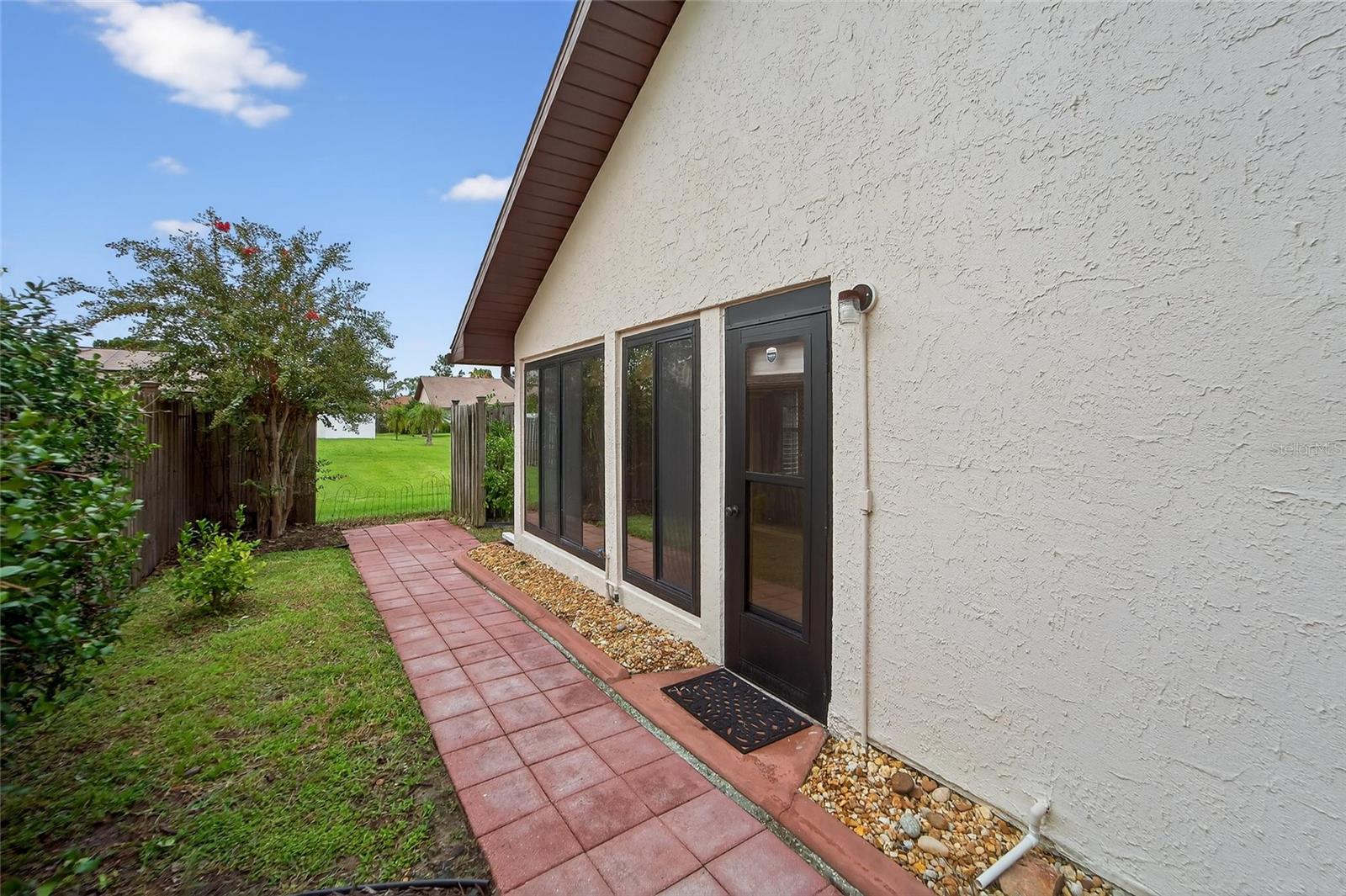 Image 60 of 80 For 1713 Atrium Drive