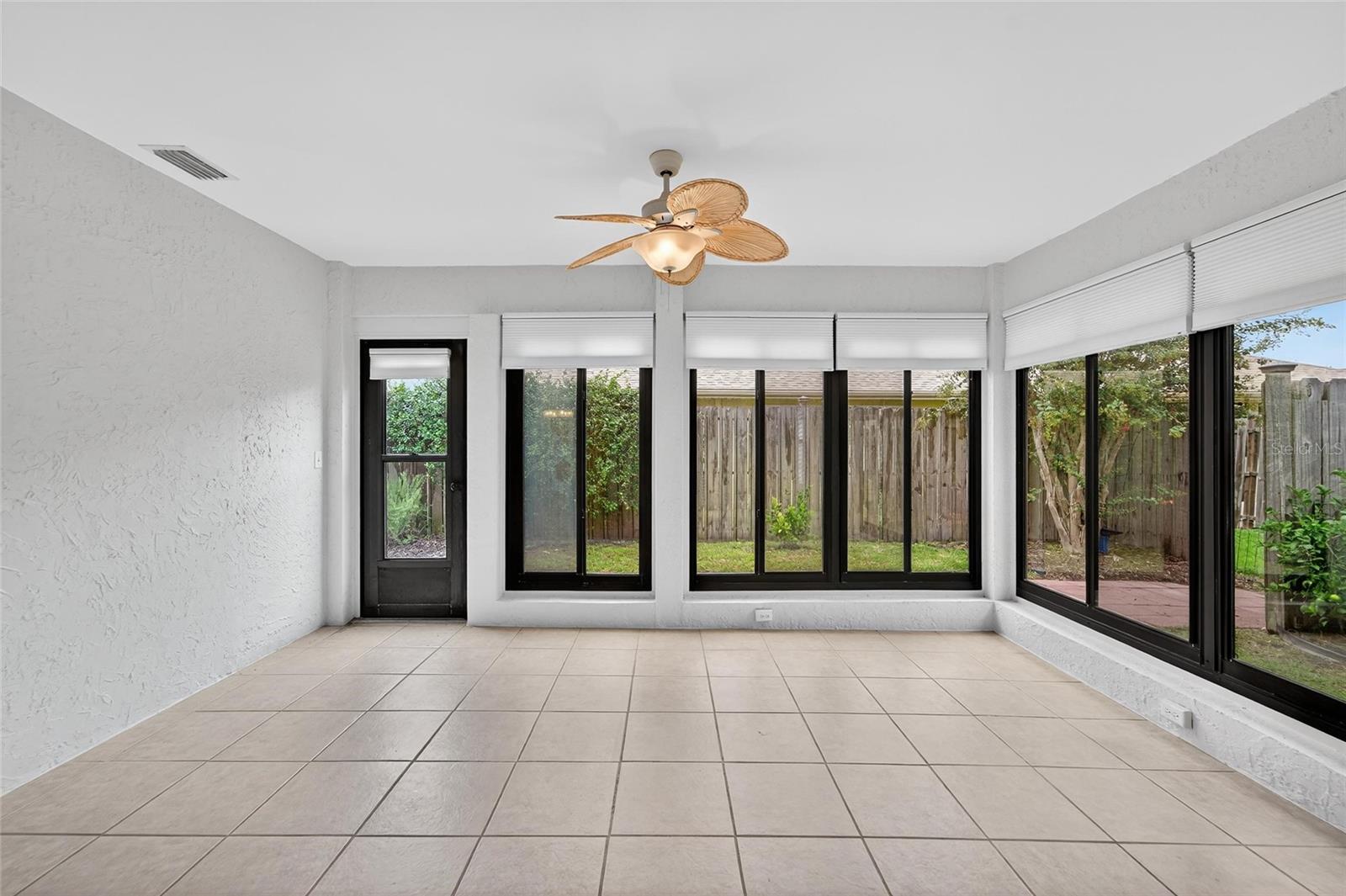 Image 8 of 80 For 1713 Atrium Drive