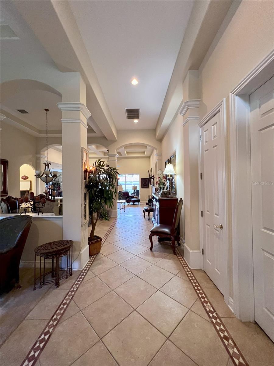 Image 10 of 43 For 10644 Garda Drive