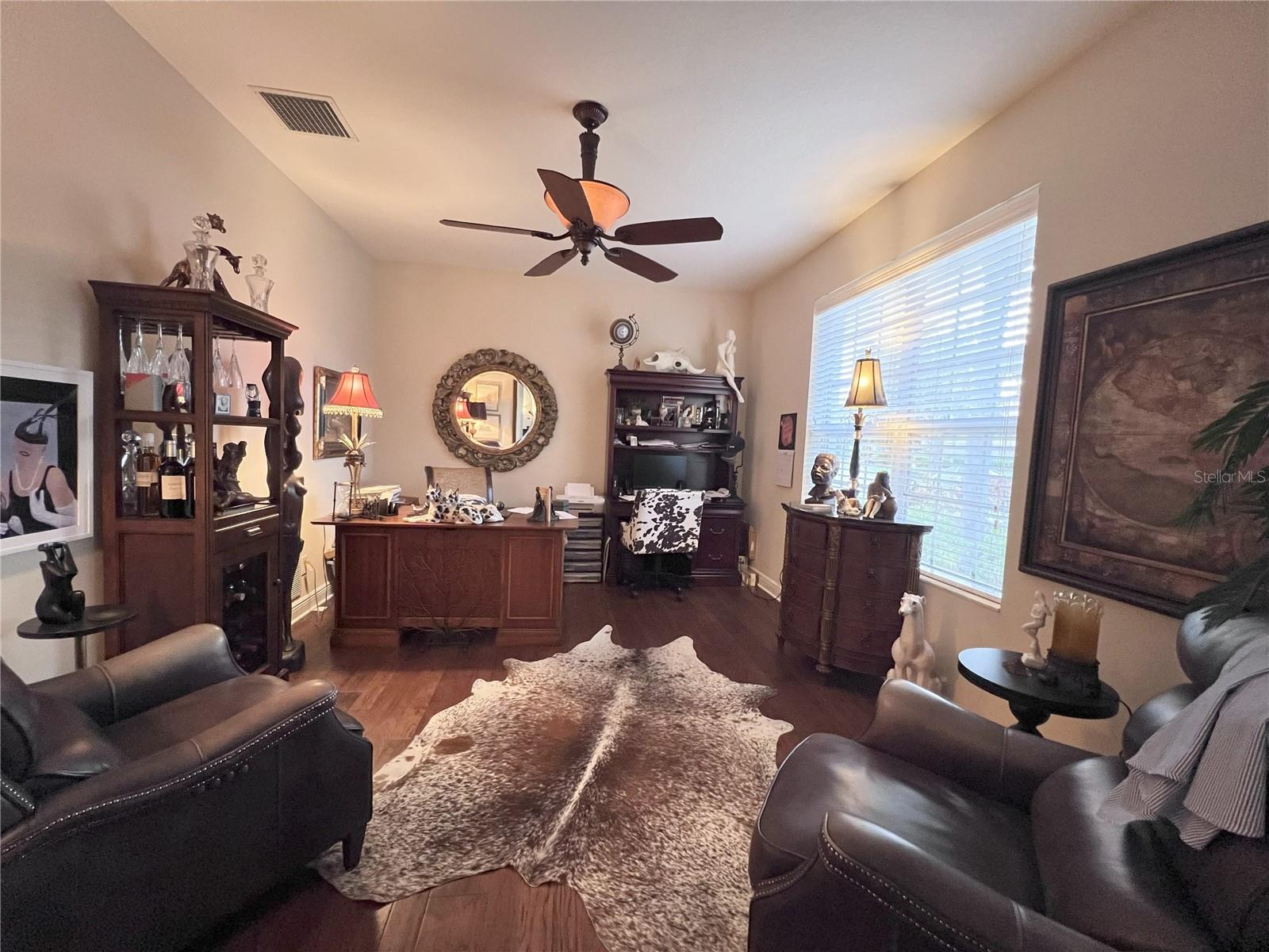 Image 11 of 43 For 10644 Garda Drive