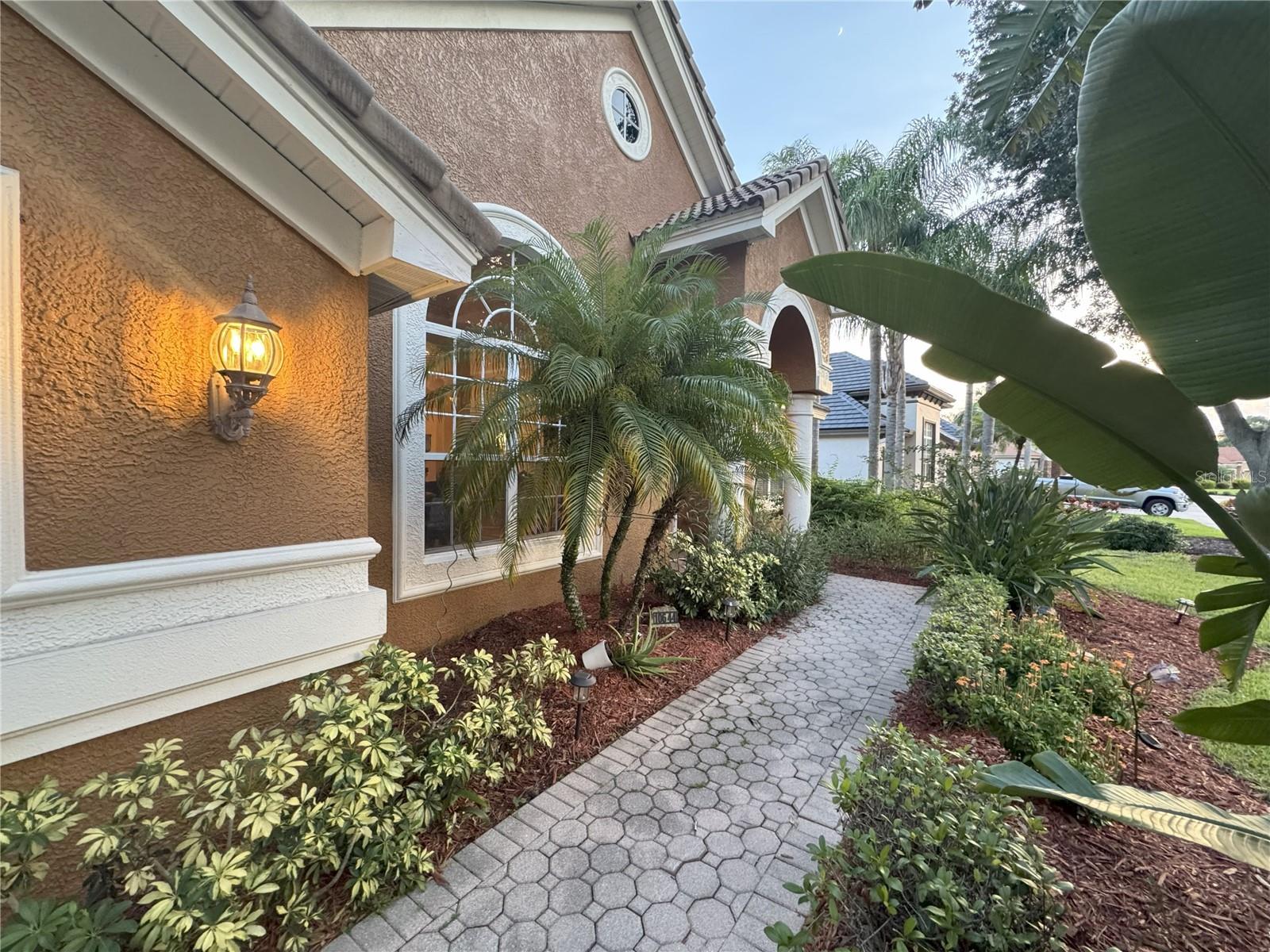 Image 3 of 43 For 10644 Garda Drive