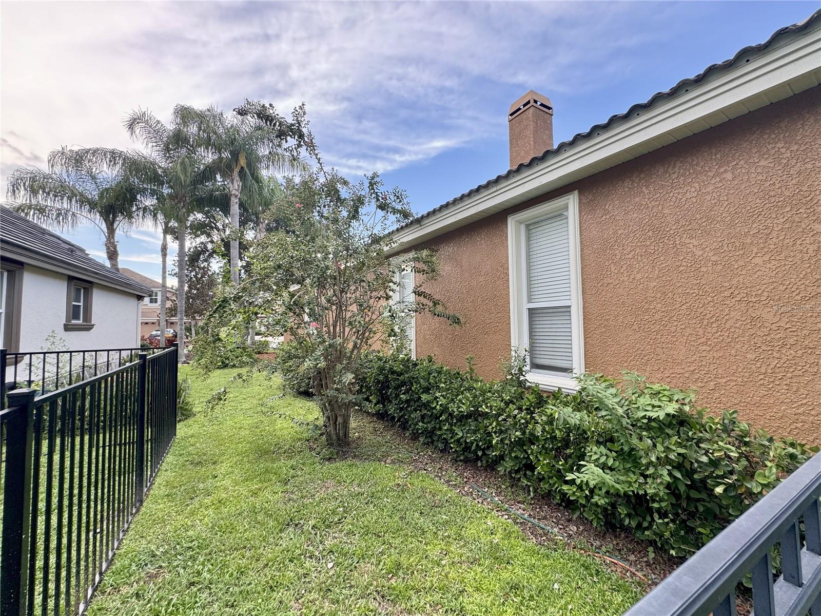 Image 6 of 43 For 10644 Garda Drive