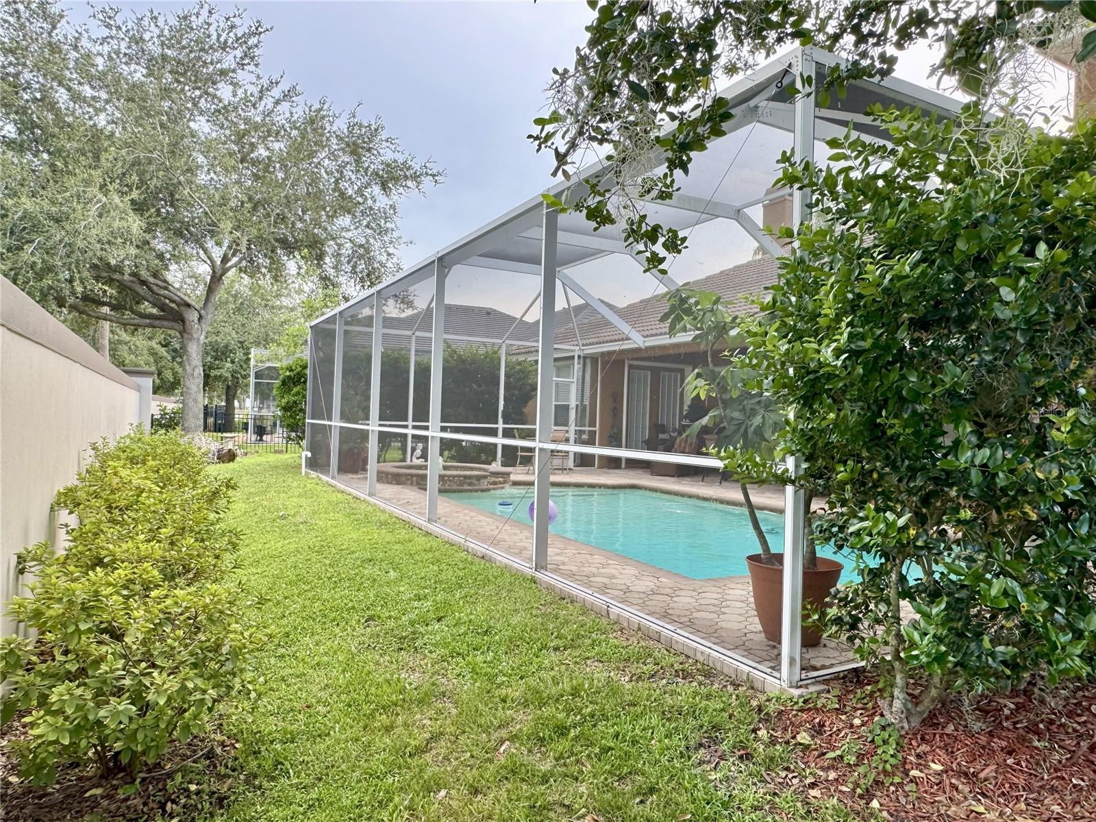 Image 7 of 43 For 10644 Garda Drive