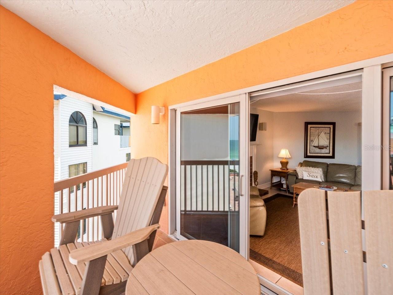 Image 15 of 53 For 18400 Gulf Boulevard 2506