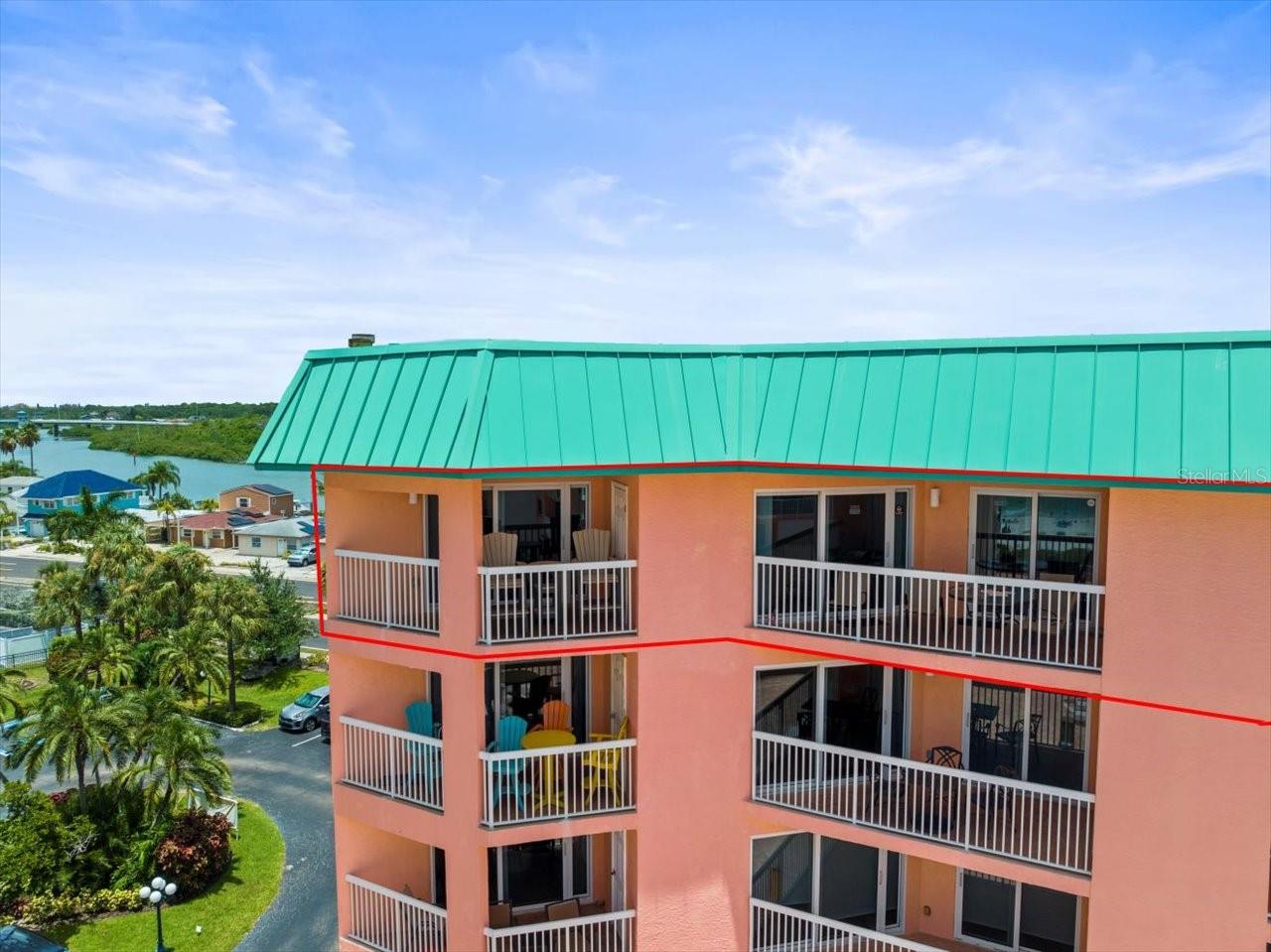 Image 2 of 53 For 18400 Gulf Boulevard 2506