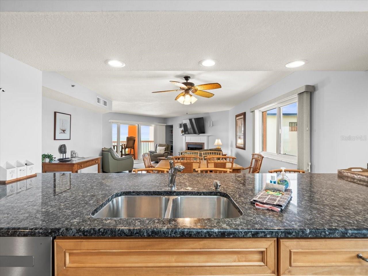 Image 20 of 53 For 18400 Gulf Boulevard 2506