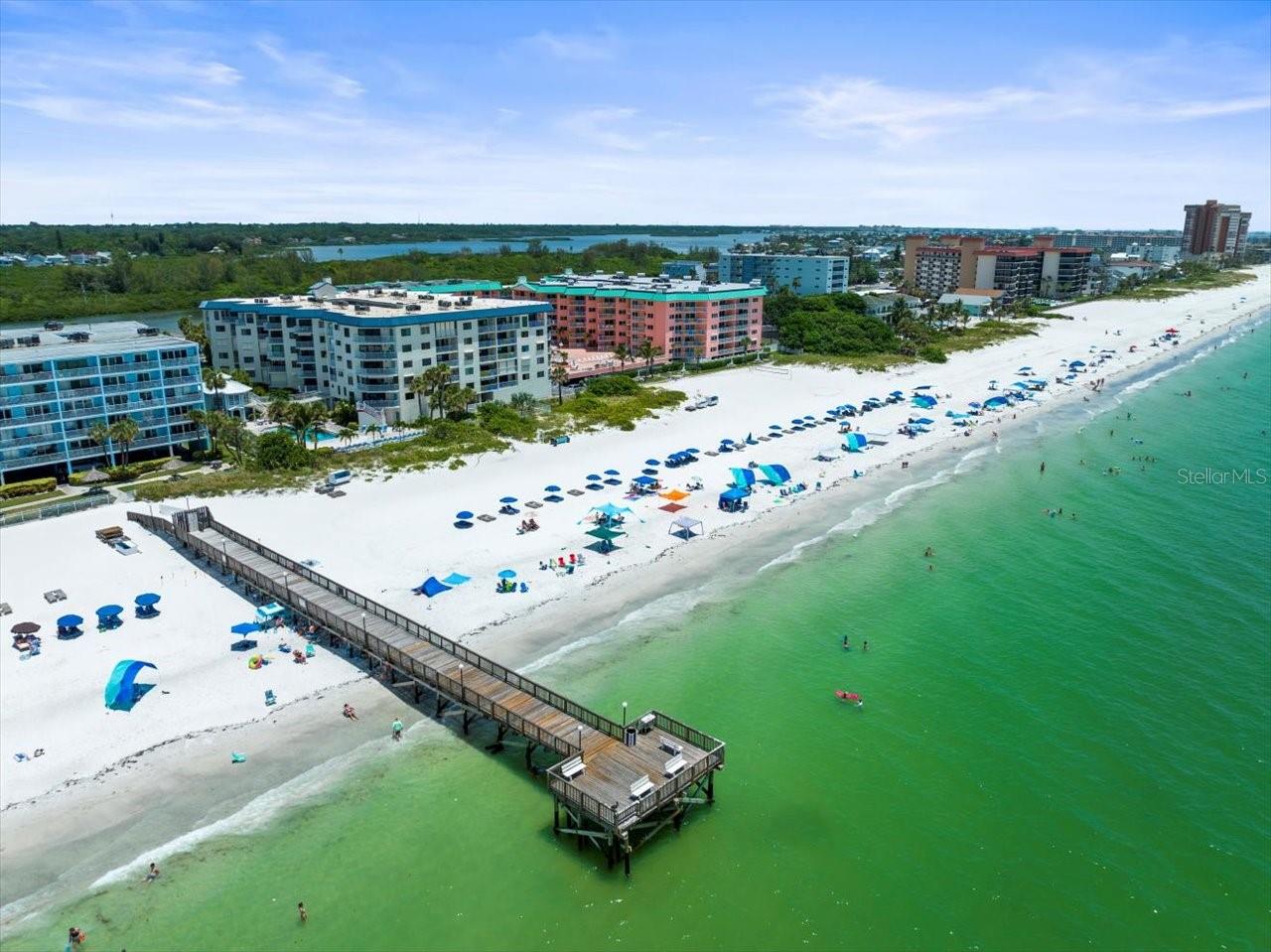 Image 4 of 53 For 18400 Gulf Boulevard 2506