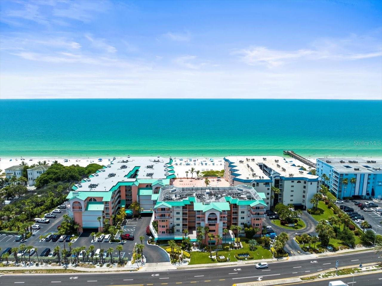 Image 49 of 53 For 18400 Gulf Boulevard 2506