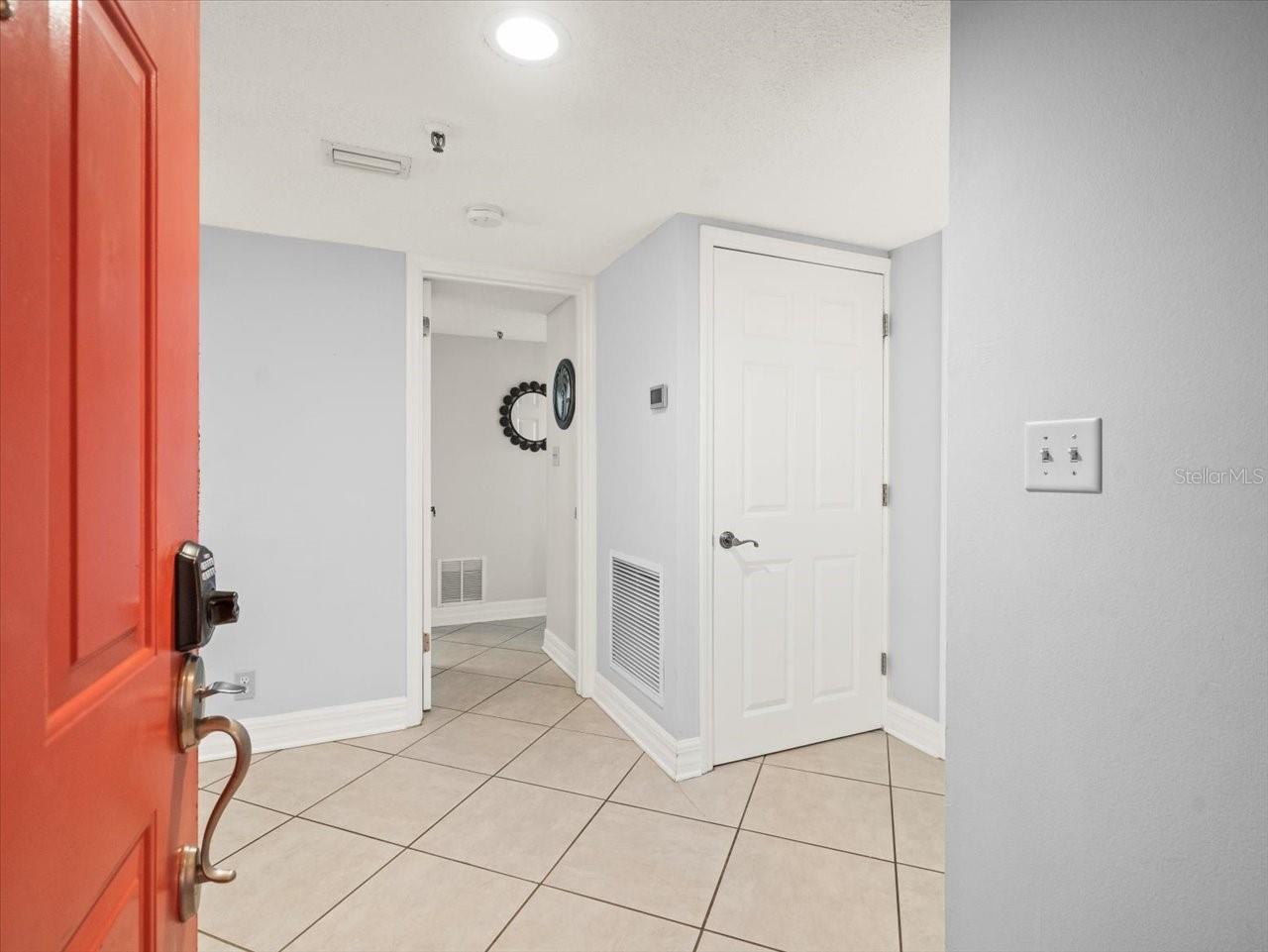 Image 7 of 53 For 18400 Gulf Boulevard 2506