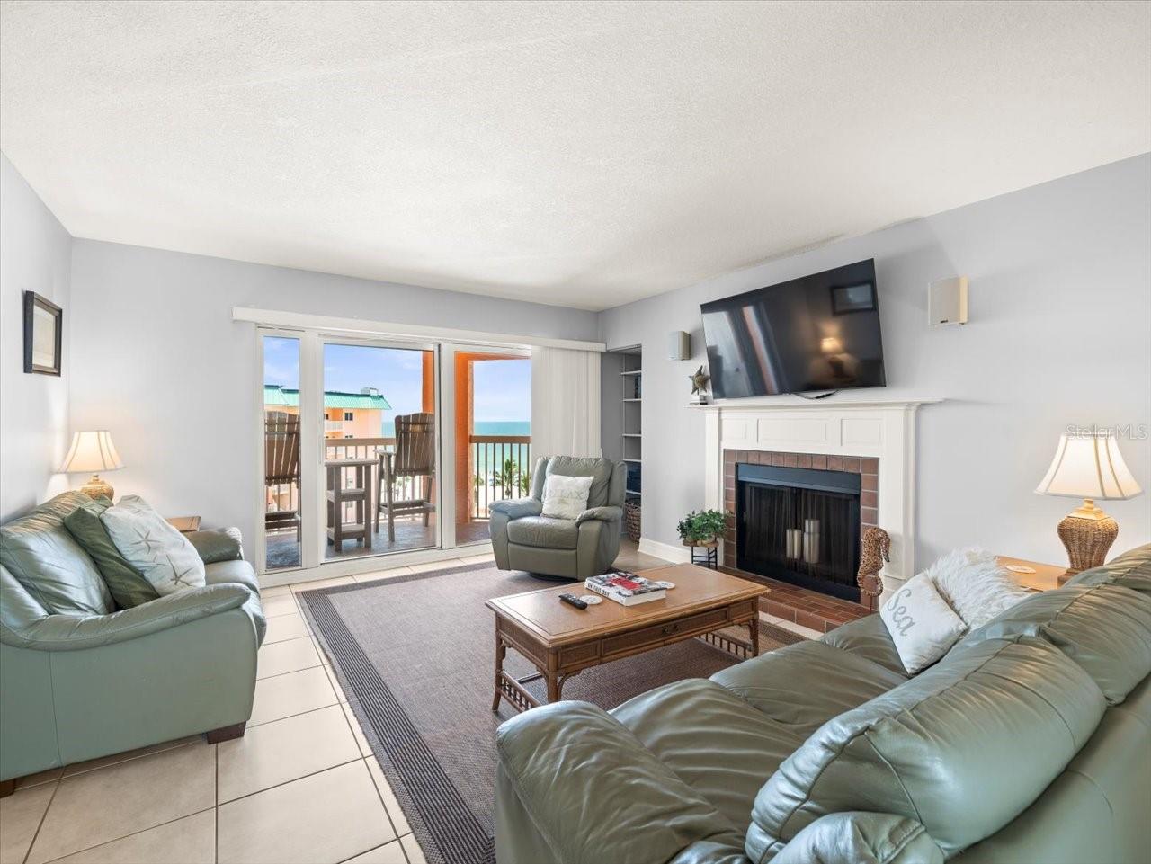 Image 8 of 53 For 18400 Gulf Boulevard 2506