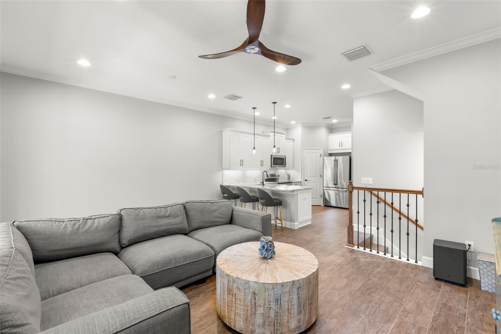 Image 14 of 66 For 3155 Moorings Drive S