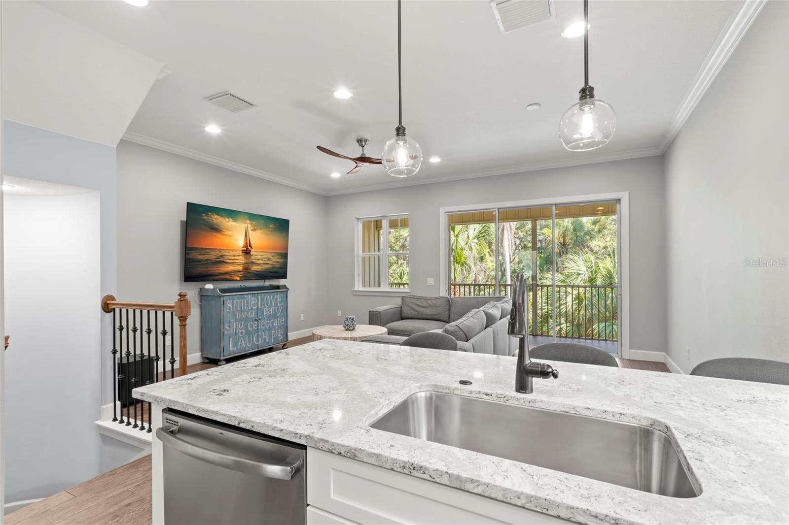 Image 19 of 66 For 3155 Moorings Drive S