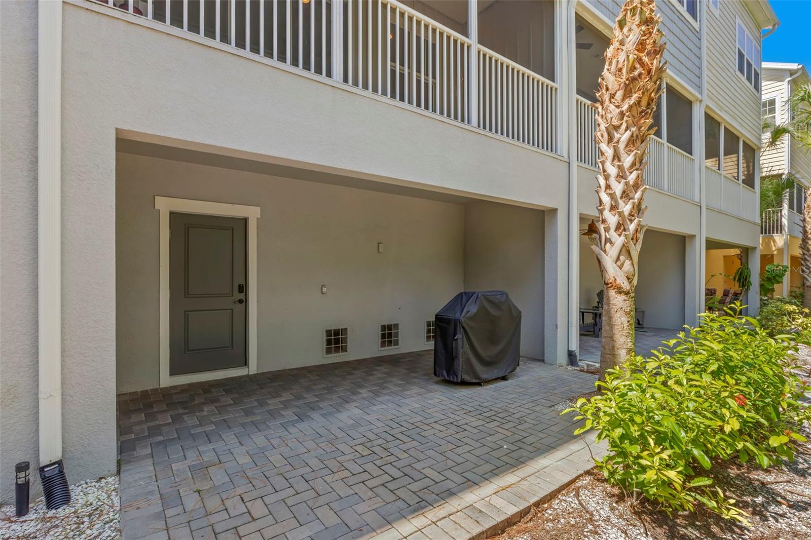 Image 22 of 66 For 3155 Moorings Drive S