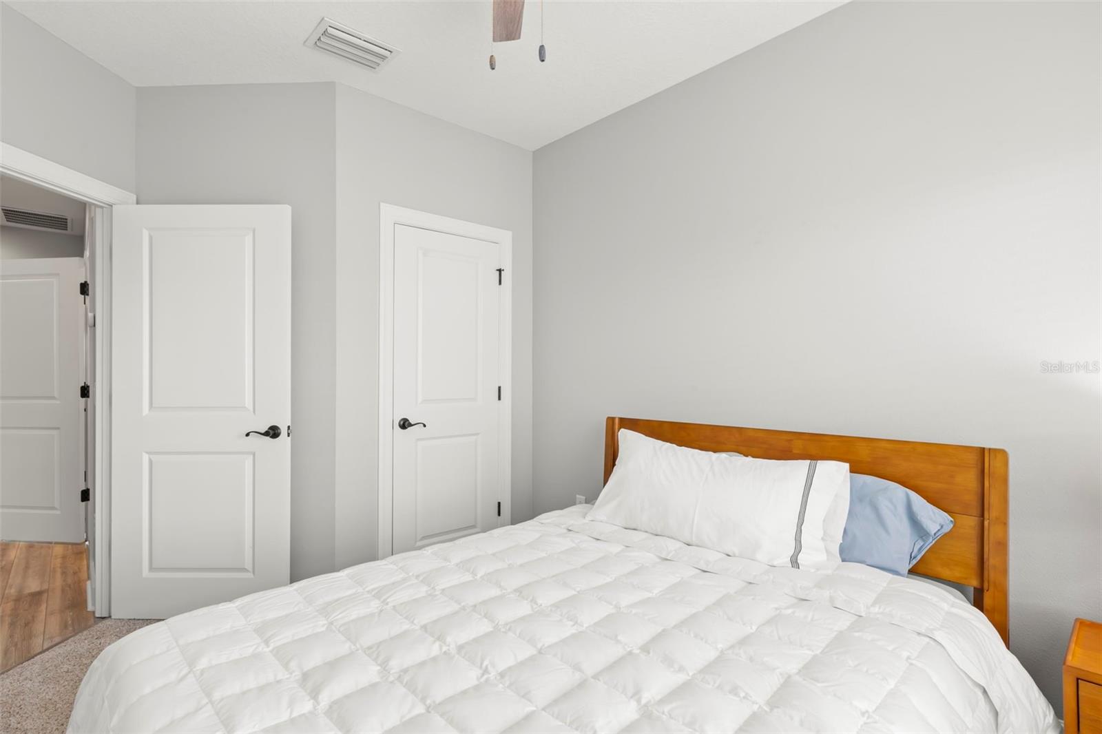 Image 30 of 66 For 3155 Moorings Drive S