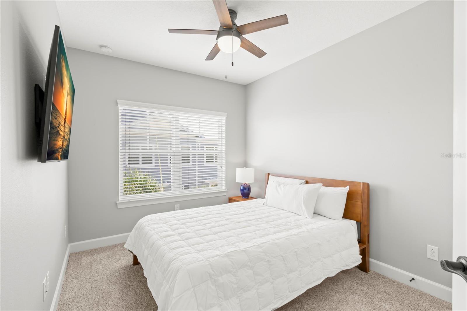 Image 33 of 66 For 3155 Moorings Drive S