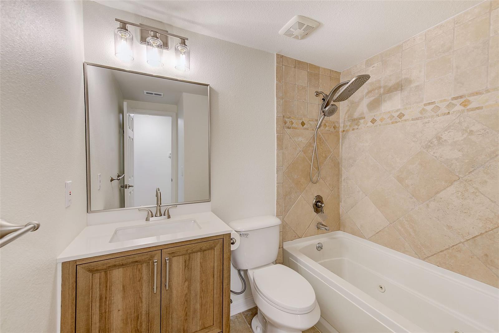 Image 14 of 36 For 9310 Oakleaf Avenue