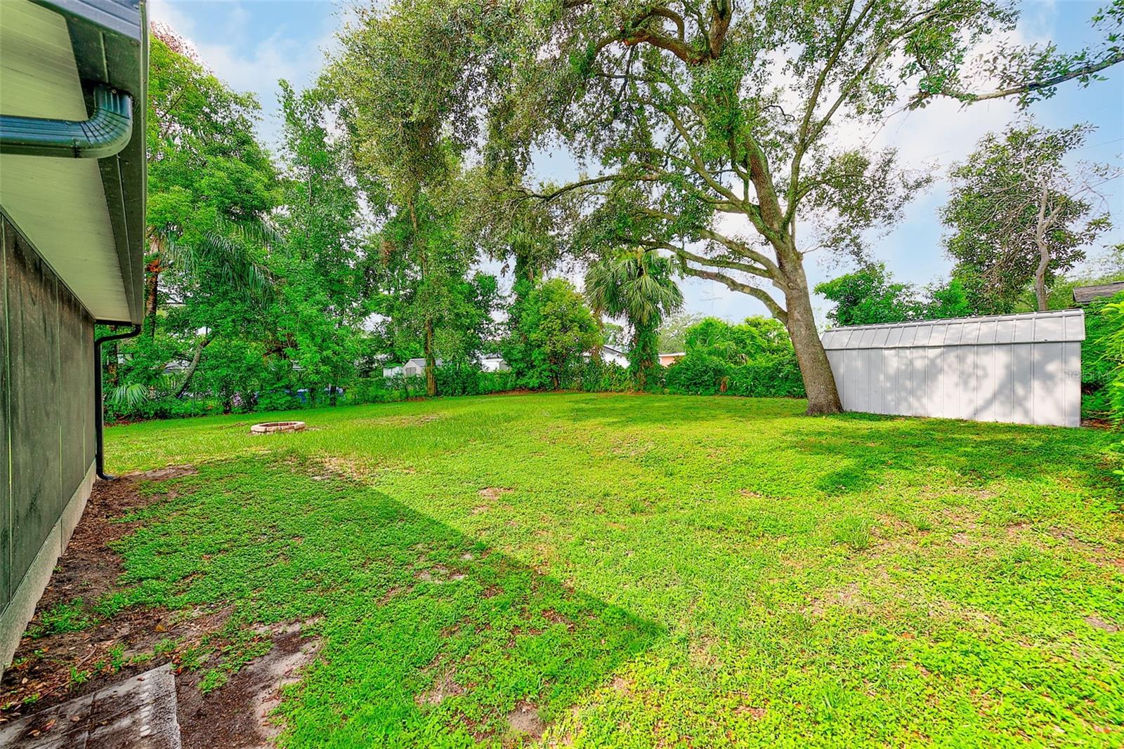 Image 27 of 36 For 9310 Oakleaf Avenue