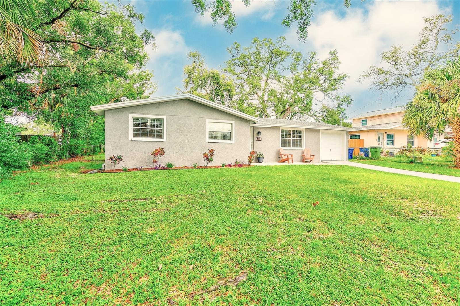 Image 31 of 36 For 9310 Oakleaf Avenue