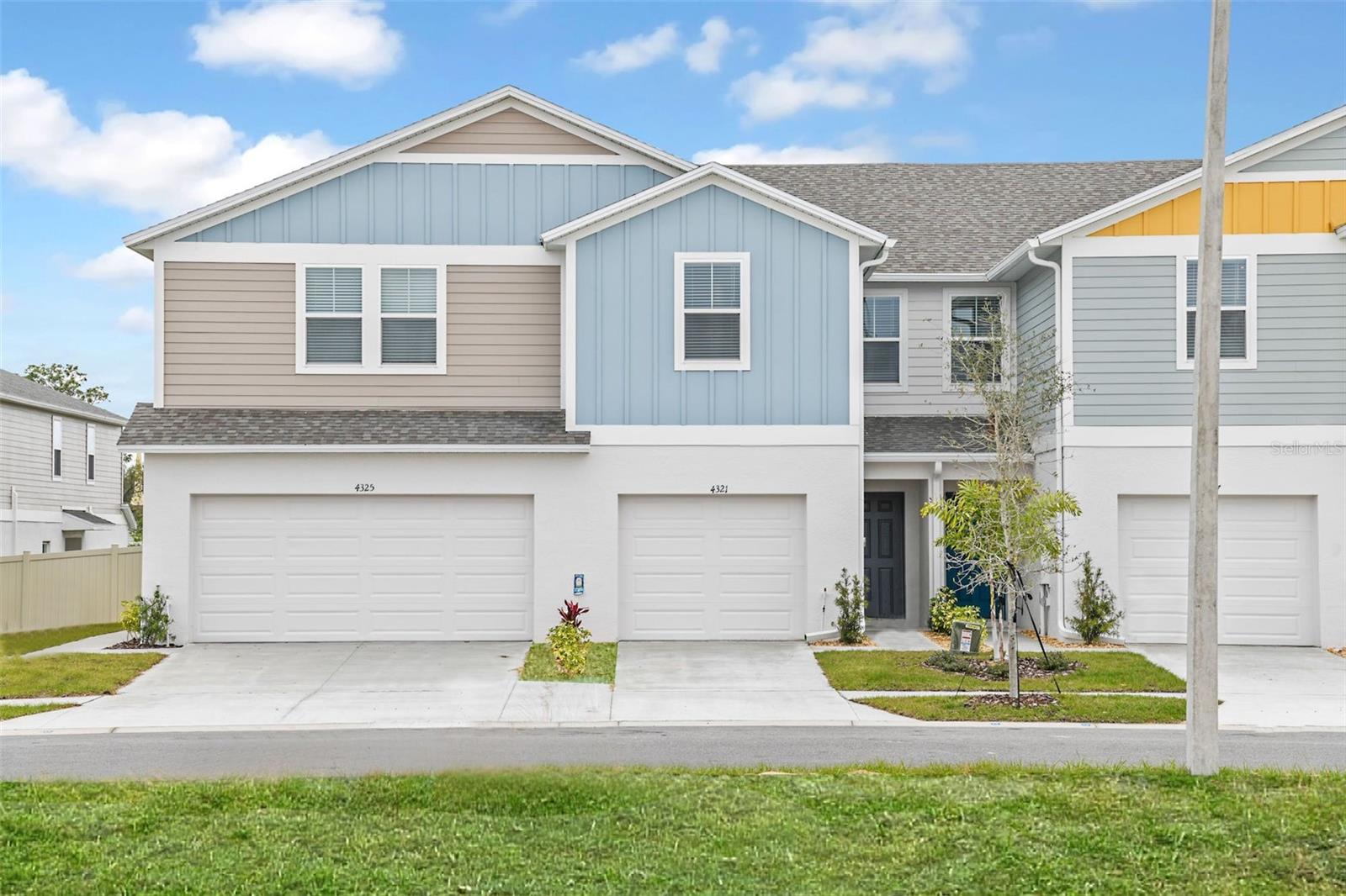 Listing Details for 3710 King Hill Drive, HAINES CITY, FL 33844