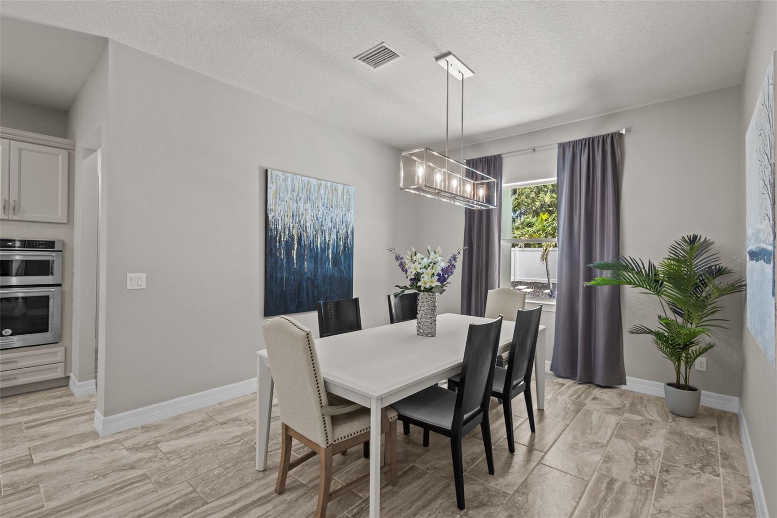 Image 18 of 53 For 1541 Forest Glen Court