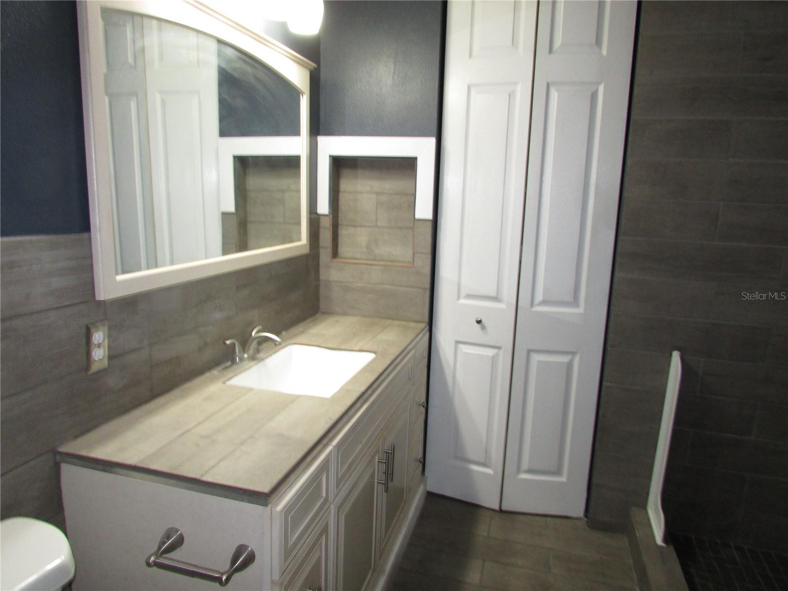 Image 12 of 25 For 12715 Raeburn Way